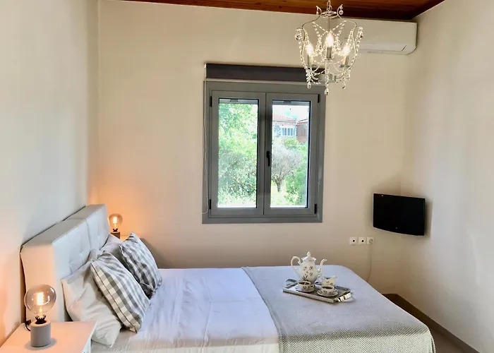 Elena - Private In The Heart Of Nature * Chania (Crete)