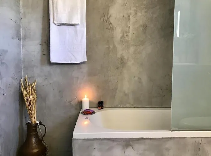 Elena - Private In The Heart Of Nature *