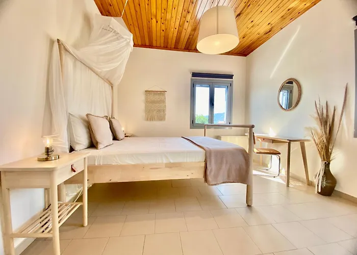 Elena - Private In The Heart Of Nature *