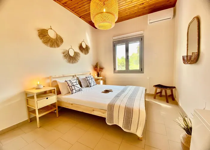Elena - Private In The Heart Of Nature Villa