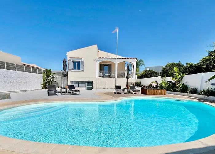 Elena - Private In The Heart Of Nature *