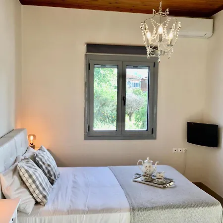 Elena - Private In The Heart Of Nature * Chania (Crete)