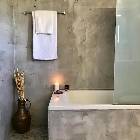 Elena - Private In The Heart Of Nature *