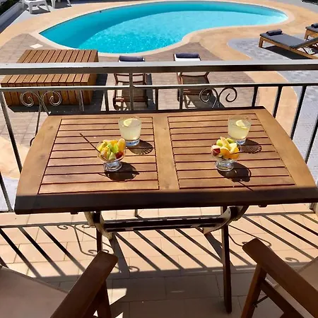 Elena - Private In The Heart Of Nature Villa